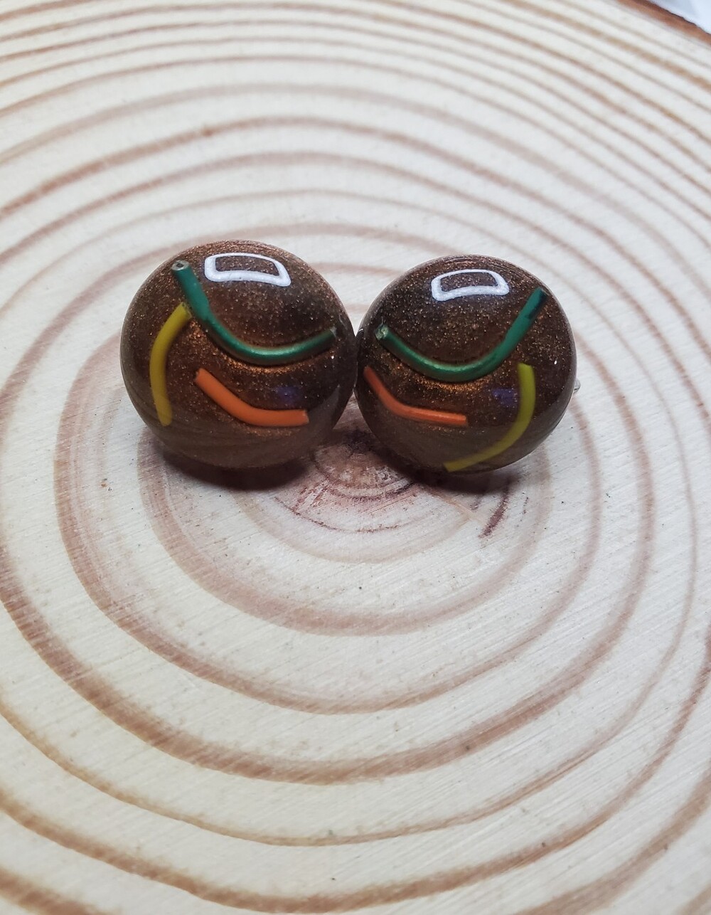 Vtg. Round Resin Decorated Clip-on Earrings